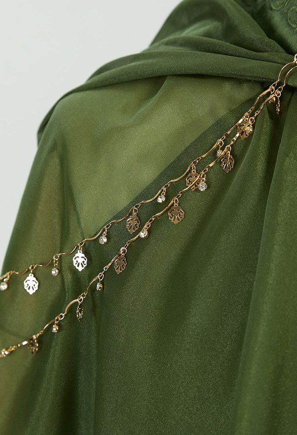 Capa de princesa elfa medieval elegante capa verde con capucha