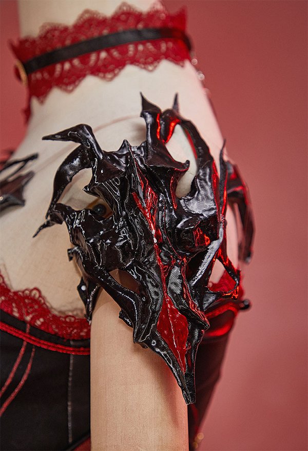 Love and deepspace Scarlet Passion MC Cosplay Accessory Shoulder Props