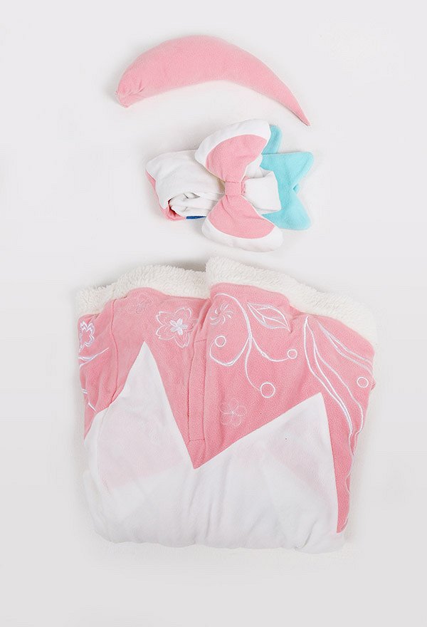 Capa Corta Kawaii con Bufanda y Cola