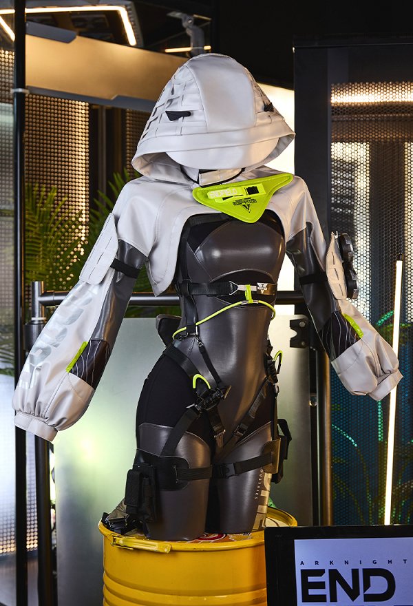 Endfield Fluorite Cosplay Costume Bodysuit and Hooded Bolero Top with Gloves and Tail