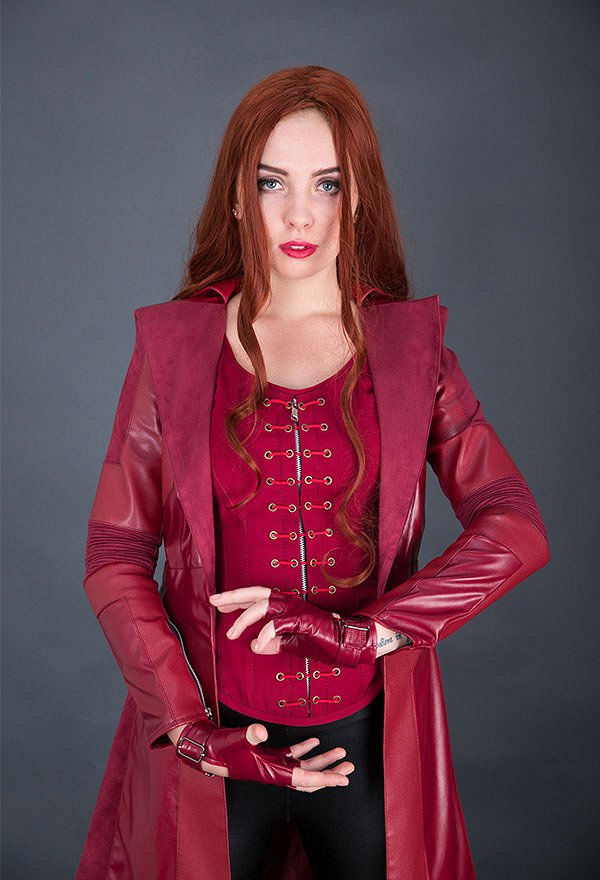 Costume de Cosplay Super Héroïne Wanda Maximoff Sorcière Ecarlate Inspiré par Avengers: Infinity War