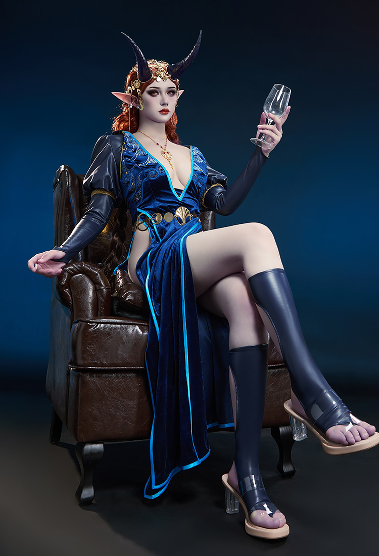 Baldur's Gate Mizora Cosplay Profundo Cuello en V Sin Espalda Abertura Lateral Larga Túnica y Collar Cadena en la Cintura