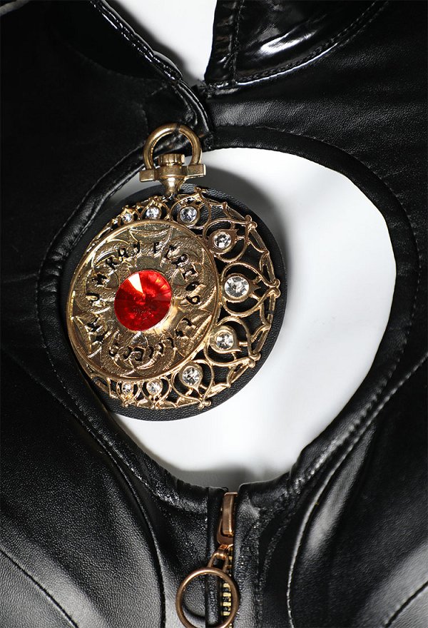 Bayonetta Cosplay Costume Backless Bodysuit and Gloves with Chains and Socks Bayonetta Cosplay Costume Backless Bodysuit and Gloves with Chains and Socks