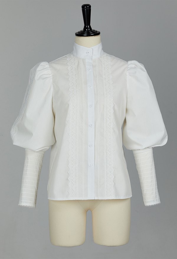 Disfraz de Cosplay Blusa Blanca de Estilo Medieval con Encaje Eduardiano Mangas Abullonadas Camisa Blanca con Pasador