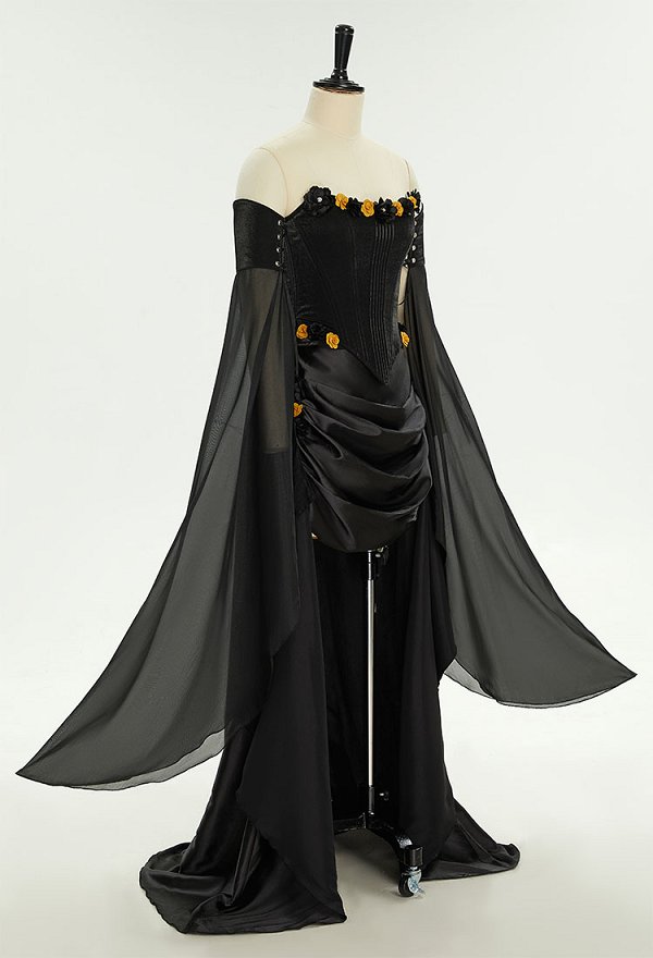 Medieval Renaissance Dark Elf Style Elegant Long Dress Set Flower Lace-up Corset and Skirt with Sleeves Costume Medieval Renaissance Dark Elf Style Elegant Long Dress Set Flower Lace-up Corset and Skirt with Sleeves Costume