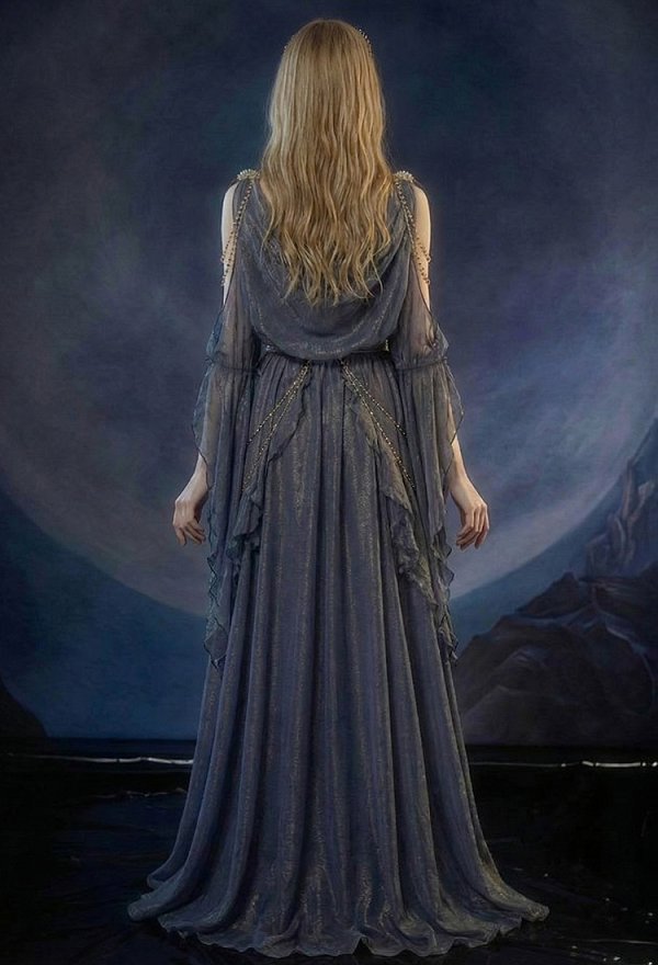 Daizbella Robe médiévale de style Renaissance robe de fée grecque avec doublure et ceinture