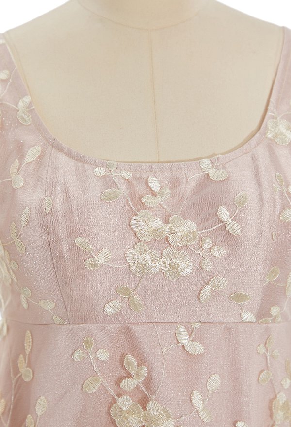 Regency-era Tea Party Dress Floral Embroidered High-waisted Dress with Shawl