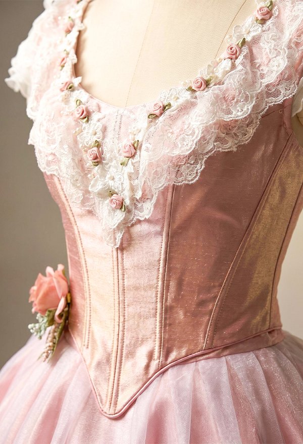 Conjunto de Vestido de Gala de Ópera Victoriano Top de Corsé y Falda con Accesorios Florales
