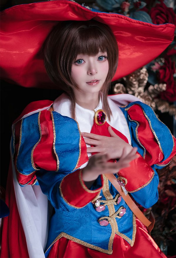Card Master Sakura Sakura Cosplay Costume Top and Pumpkin Shorts with Long Shawl and Hat Card Master Sakura Sakura Cosplay Costume Top and Pumpkin Shorts with Long Shawl and Hat