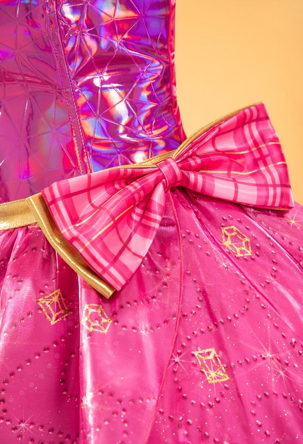 Barbie: Escuela de Princesas cosplay Vestido rosado con collar y corona Barbie: Escuela de Princesas cosplay Vestido rosado con collar y corona