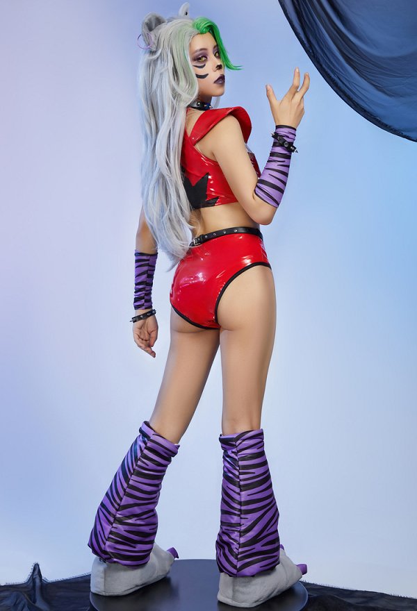 Five Nights at Freddy's Roxanne Wolf Cosplay Costume Top and Shorts with Shoes and Belt