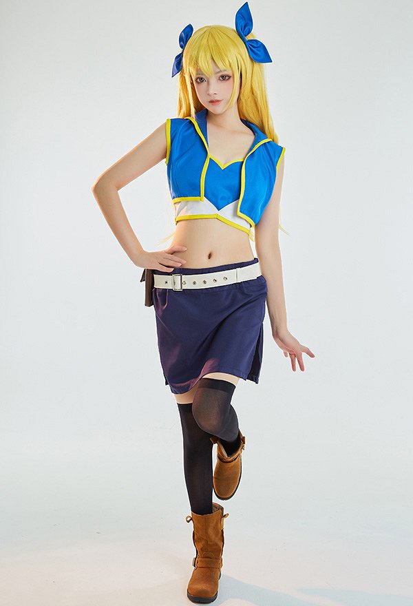 Fairy Tail Final Season Lucy Heartfilia Cosplay Conjunto de Top y Falda con Abrigo