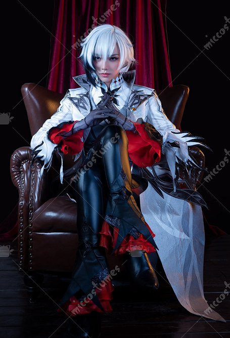 Genshin Impact Arlecchino Disfraz de Cosplay Combina chalecos y chaquetas con pantalones largos y guantes