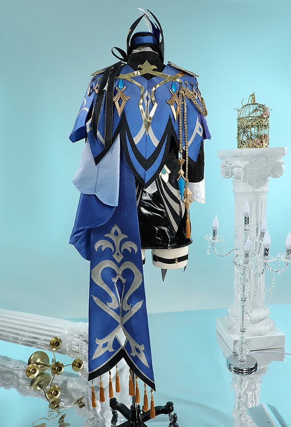Genshin Impact Clorinde Disfraz de Cosplay Vestido y Capa con Sombrero y Guantes Genshin Impact Clorinde Disfraz de Cosplay Vestido y Capa con Sombrero y Guantes