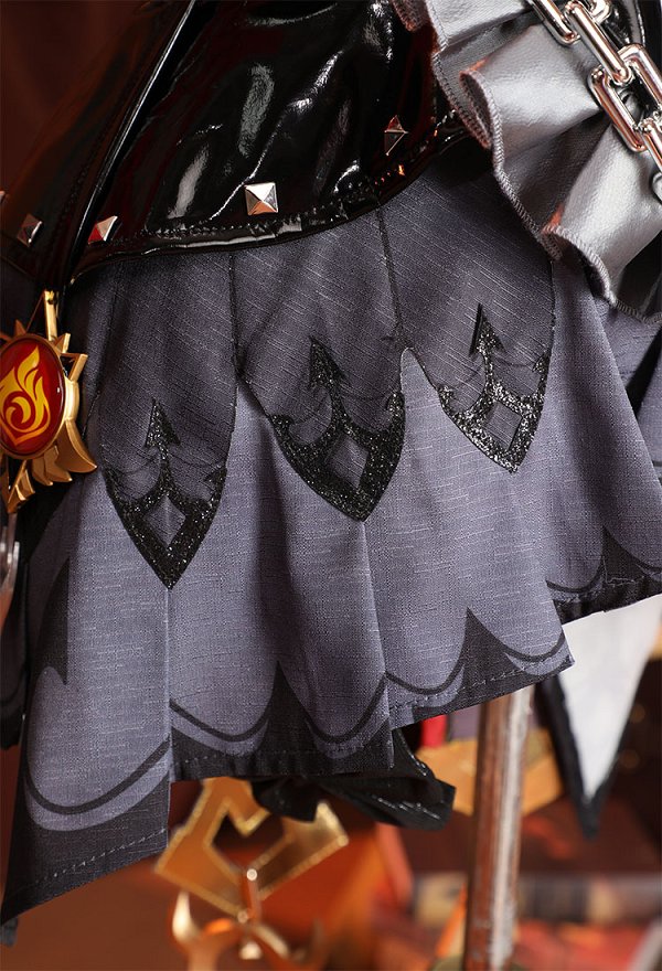 Genshin Impact Goth Girl Cosplay Kostüm kurzes Kleid und Shorts Hut Gürtel Genshin Impact Goth Girl Cosplay Kostüm kurzes Kleid und Shorts Hut Gürtel