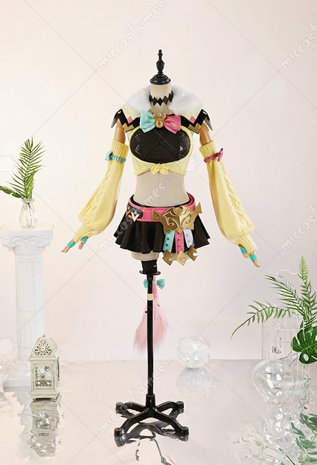 Genshin Impact Varesa Cosplay Costume: Bandeau Top, Short Sweater Top, Mini Skirt, and Cape Shawl