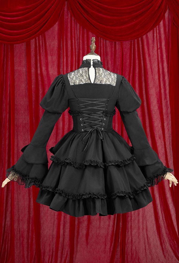 Halloween Victorian Gothic Dress Retro Palace Style Multi-layered Dress with Neckline Bow Corset