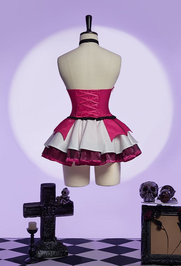 Monster High Draculaura Derivado Conjunto gótico de falda y corsé con top asimétrico de manga murciélago y faldas de varias capas con una prenda de malla para cubrirse Monster High Draculaura Derivado Conjunto gótico de falda y corsé con top asimétrico de manga murciélago y faldas de varias capas con una prenda de malla para cubrirse