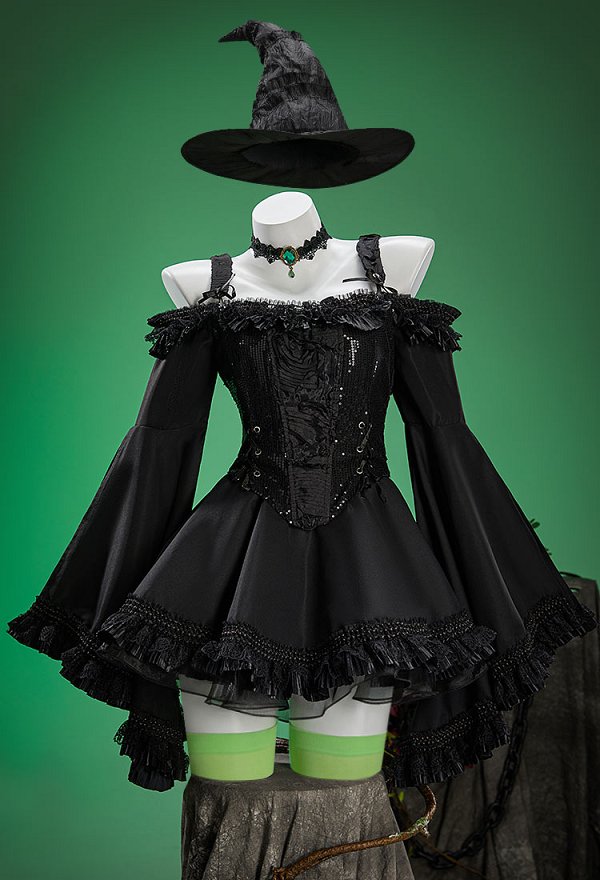 Ensemble gothique inspiré d'Elphaba dans Wicked robe à manches cloche et épaules dénudées avec corset et chapeau