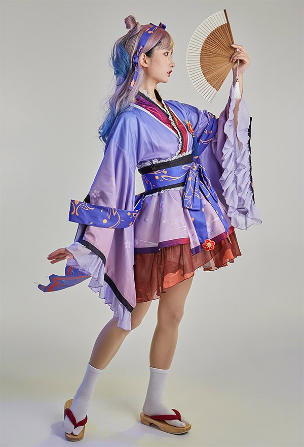 Vestido de Albornoz Corto con Patrón de Flores Degradado con Volantes de Kimono Yukata Japonés con Obi y Diadema