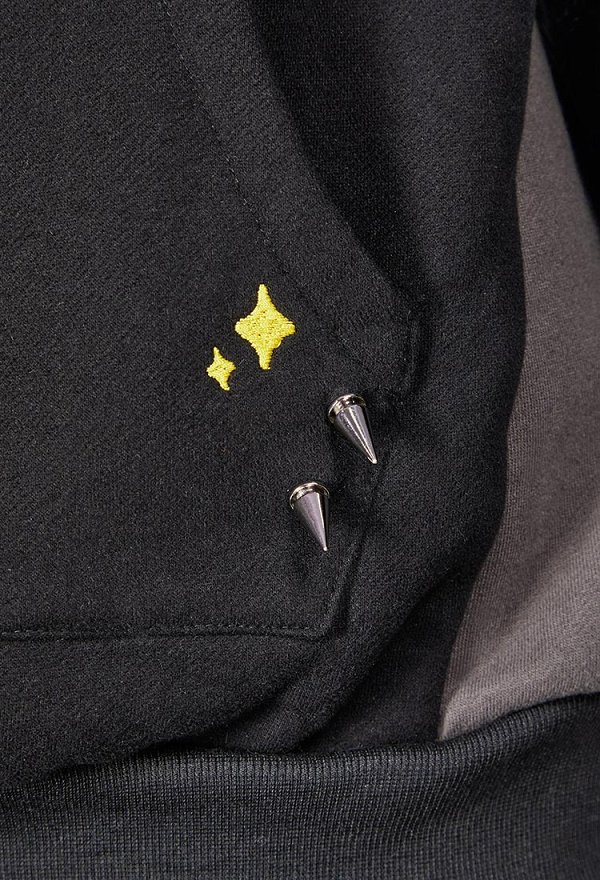 Hime Derivado Gótico Sudadera con capucha negra con diseño de bolso desmontable guantes de pata peluda y cola