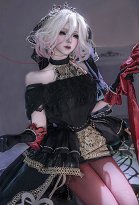 Identity V Mary Bloody Queen Cosplay Kostüm schwarzer Anzug mit Schleier Strumpfhose Identity V Mary Bloody Queen Cosplay Kostüm schwarzer Anzug mit Schleier Strumpfhose