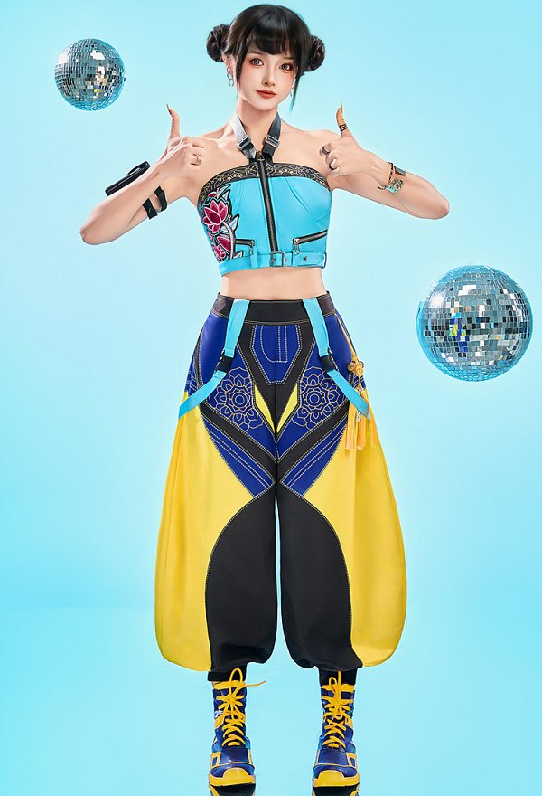 Premium Ver K-POP: Cazadoras de Demonios Zoey Cosplay Top y pantalones con brazalete y anilla