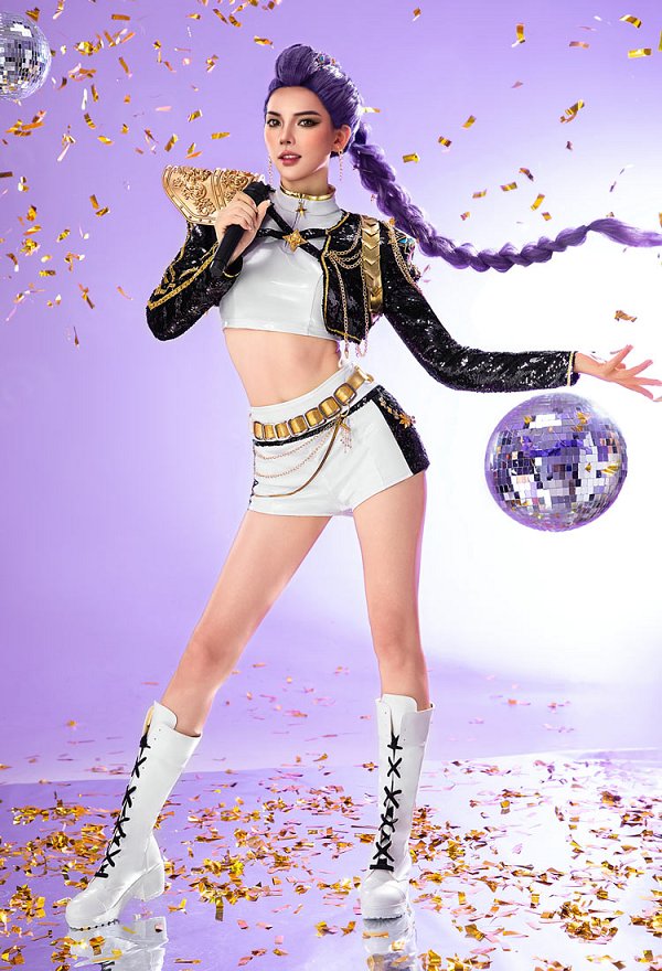 Kpop Killer Leader Vocal Scène Cosplay Costume Tenue Dorée Top court à col haut et short avec veste et ceinture
