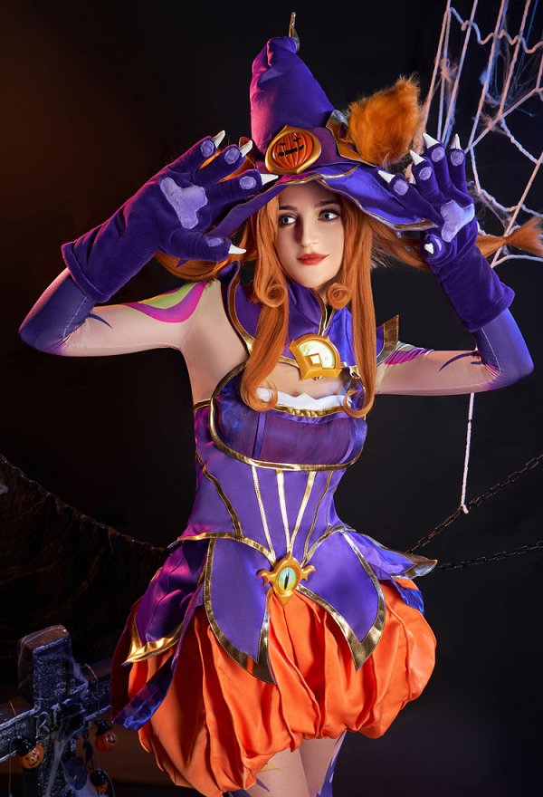 LOL Neeko Bewitching Skin Cosplay Costume Top and Shorts Set with Hat and Gloves