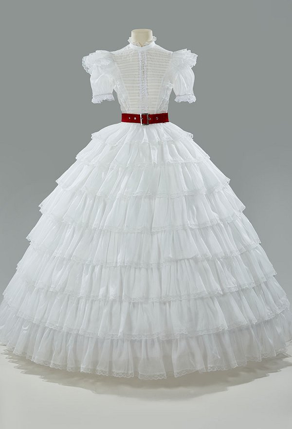 Rococo Vintage Ball Gown Set Women Retro Costume Top and Skirt with Belt Brooch