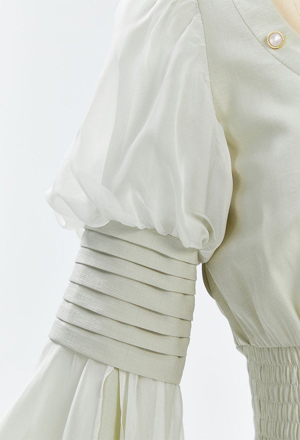 Medieval Renaissance Costume Fairy Elf Wide Sleeve Cinched Waist Dress
