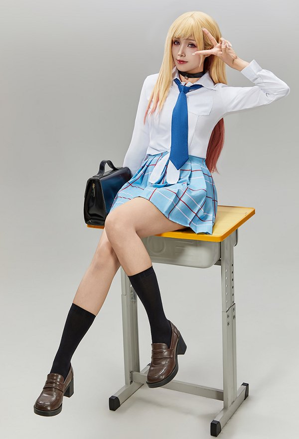 Mi vestido de cosplay de Marin: camisa y falda de uniforme escolar con medias y corbata