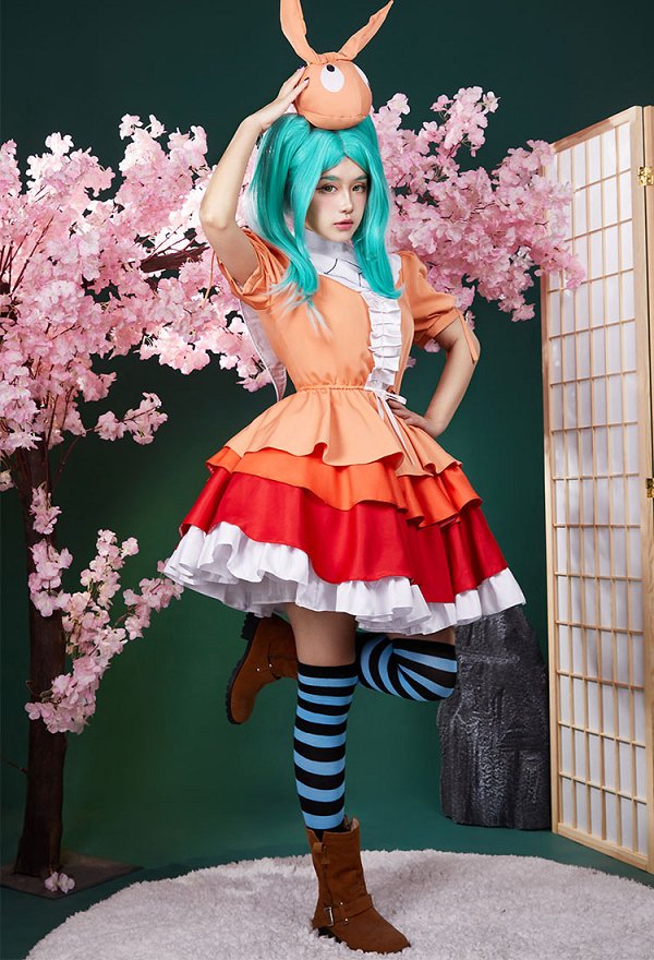 Monogatari Series Ononoki Yotsugi Cosplay Costume Puffy Sleeve Blouse and Skirt with Doll Head Accessory and Socks