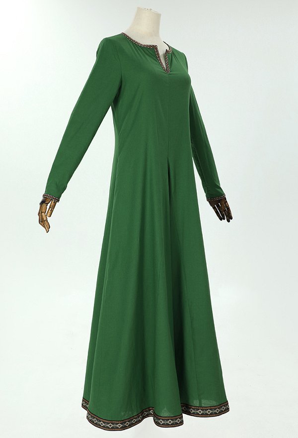 Medieval Retro Green Inner Dress Renaissance Court Style Bottom Dress Cosplay Medieval Retro Green Inner Dress Renaissance Court Style Bottom Dress Cosplay