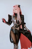 Goddess of Victory: Nikke Scarlet: Black Shadow Cosplay Kostüm Bodysuit Handschuhe mit Kopfschmuck Handgelenkschützern