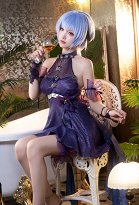 Diosa de la Victoria: Nikke Soul Connect Cosplay Costume Conjunto de Vestido Bata Púrpura