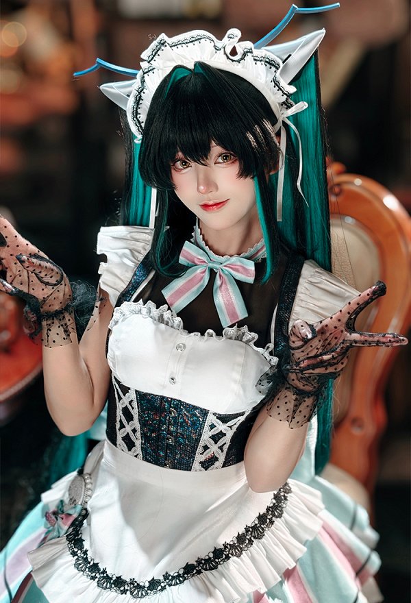 Goddess of Victory: Nikke Siren Cosplay Maid Vestido con delantal y cinta para el pelo Goddess of Victory: Nikke Siren Cosplay Maid Vestido con delantal y cinta para el pelo