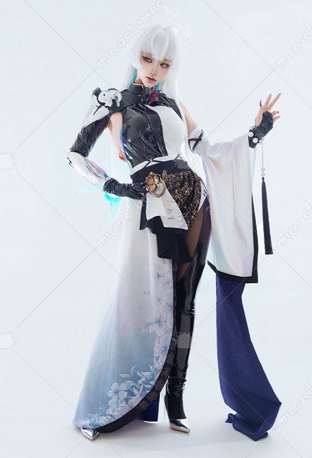 Diosa de la Victoria: Nikke Nayuta Traje de cosplay predeterminado con cinturón y manga izquierda