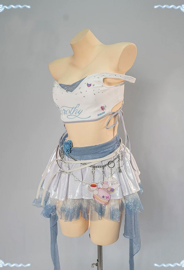Goddess of Victory: Nikke Dorothy Stage Outfit Top and Skirt with Sleeves and Hair Accessory Goddess of Victory: Nikke Dorothy Stage Outfit Top and Skirt with Sleeves and Hair Accessory
