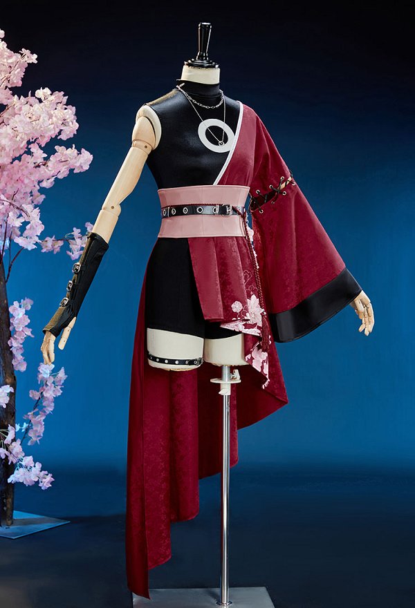 Kasuno Sakura Derivado Abrigo asimétrico con estampado de flores de cerezo y top sin mangas con un cinturón y pantalones cortos. Kasuno Sakura Derivado Abrigo asimétrico con estampado de flores de cerezo y top sin mangas con un cinturón y pantalones cortos.