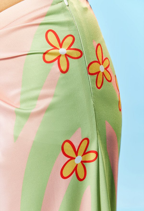 One Piece Nico Robin Costume de Cosplay El Corsé de Liguero y Falda Cruzada con Patrón Floral y Borla One Piece Nico Robin Costume de Cosplay El Corsé de Liguero y Falda Cruzada con Patrón Floral y Borla