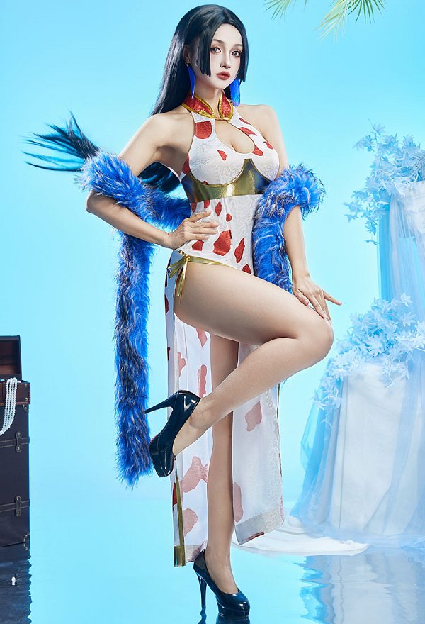 Disfraz de princesa serpiente OP para cosplay vestido cheongsam largo con cuello halter y chal de felpa.