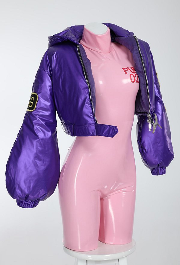 OP Egghead Arc Punk-02 Lilith Cosplay Costume Combinaison Rose Brillante et Veste à Capuche avec Gants OP Egghead Arc Punk-02 Lilith Cosplay Costume Combinaison Rose Brillante et Veste à Capuche avec Gants