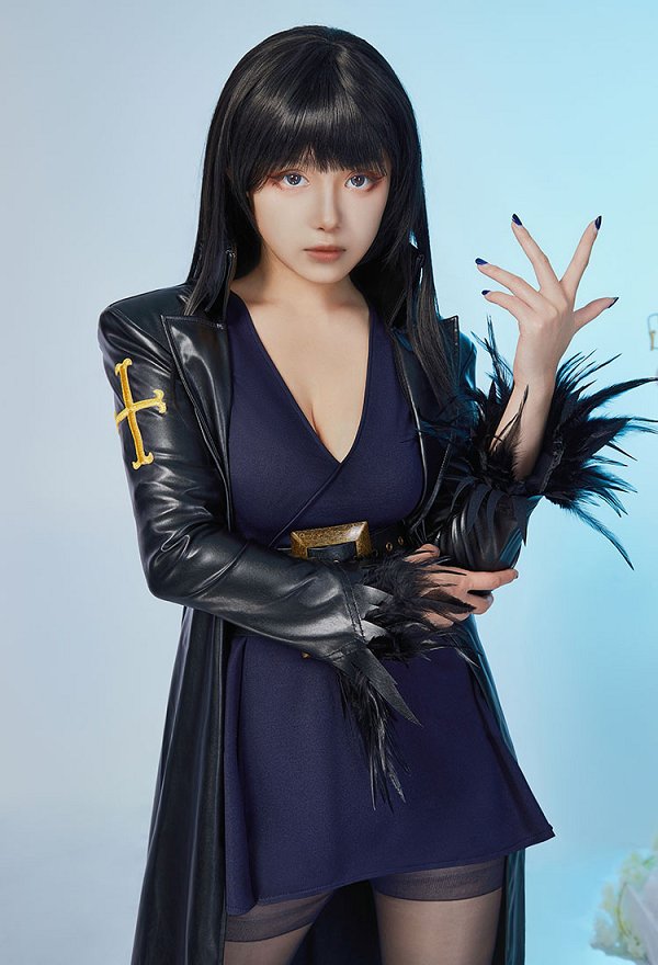 Robin Disfraz de Cosplay Vestido con Escote en Profundo V y Chaqueta con Medias Largas y Cinturón Robin Disfraz de Cosplay Vestido con Escote en Profundo V y Chaqueta con Medias Largas y Cinturón