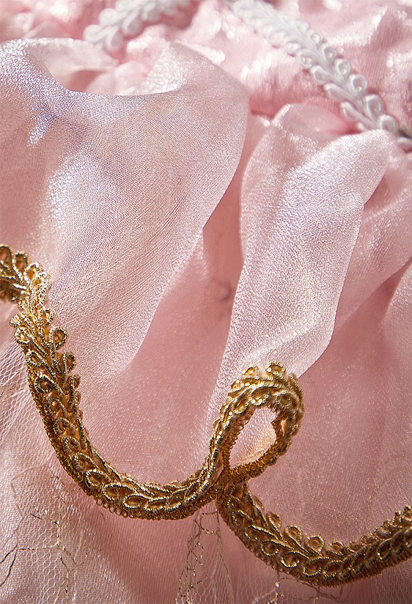 Barbie Princess Anneliese Cosplay Vestido con corona y cuello Barbie Princess Anneliese Cosplay Vestido con corona y cuello