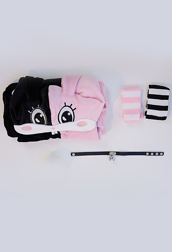 Kawaii Bunny Girl Fluffy Bodycon Romper Pijama 3D Bunny Ear Manga Larga Cremallera Bodycon Mono Ropa de Dormir con Gargantilla y Calcetines