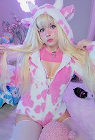 Halloween Women Sexy Onesie Pajama Fluffy Pink Cow Print Bodysuit Hooded Homewear with Choker and Socks Halloween Women Sexy Onesie Pajama Fluffy Pink Cow Print Bodysuit Hooded Homewear with Choker and Socks