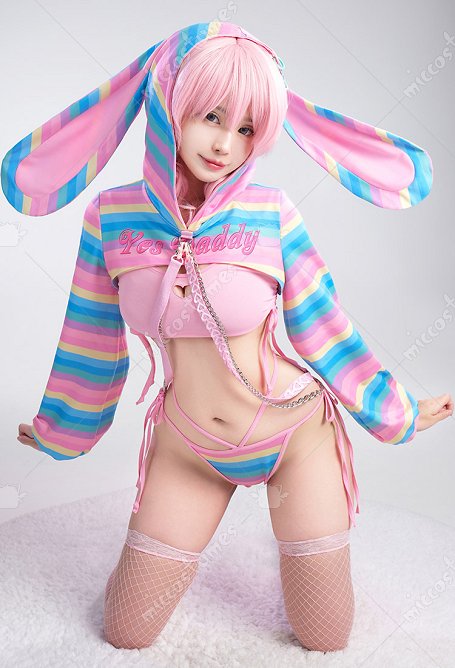 Sexy Regenbogen Kurzes Kapuzenpulli Dessous Hasen Ohr Hoodie mit Kapuzen Schnürung Tanga Crop Top Criss Cross Lingerie Netzstrümpfe