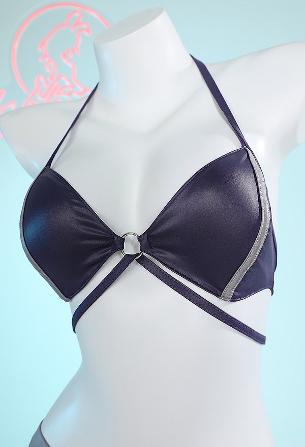 Cammy Derivative Sexy Lingerie Set Outfit Rivet Decor Bra and Mesh Panty with Coat Gloves