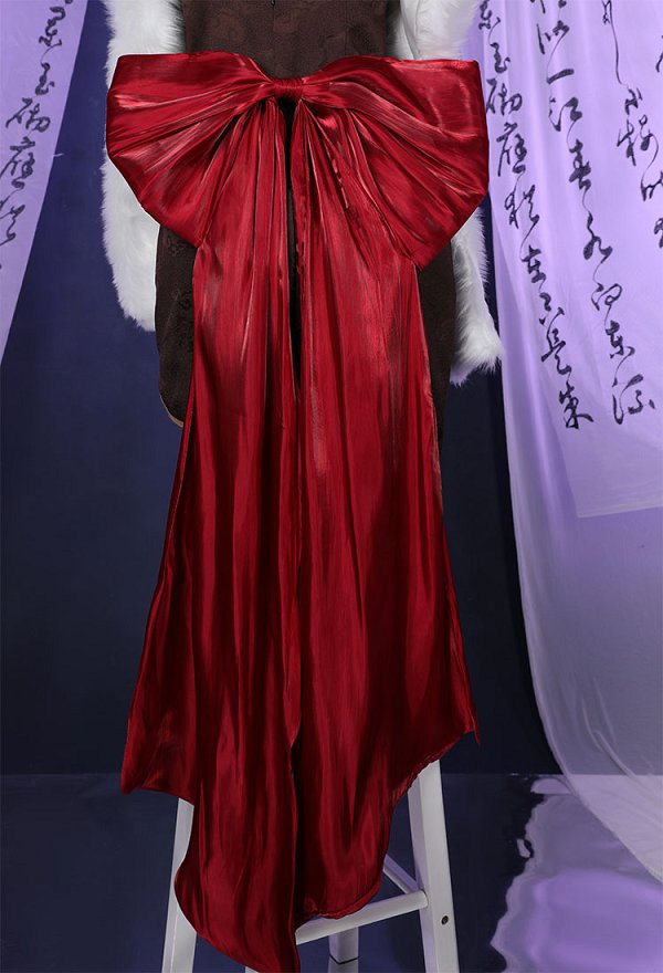 Tingyun Derivative Cheongsam Style Dress and Plush Shawl with Bracelet and Thigh Stockings Costume